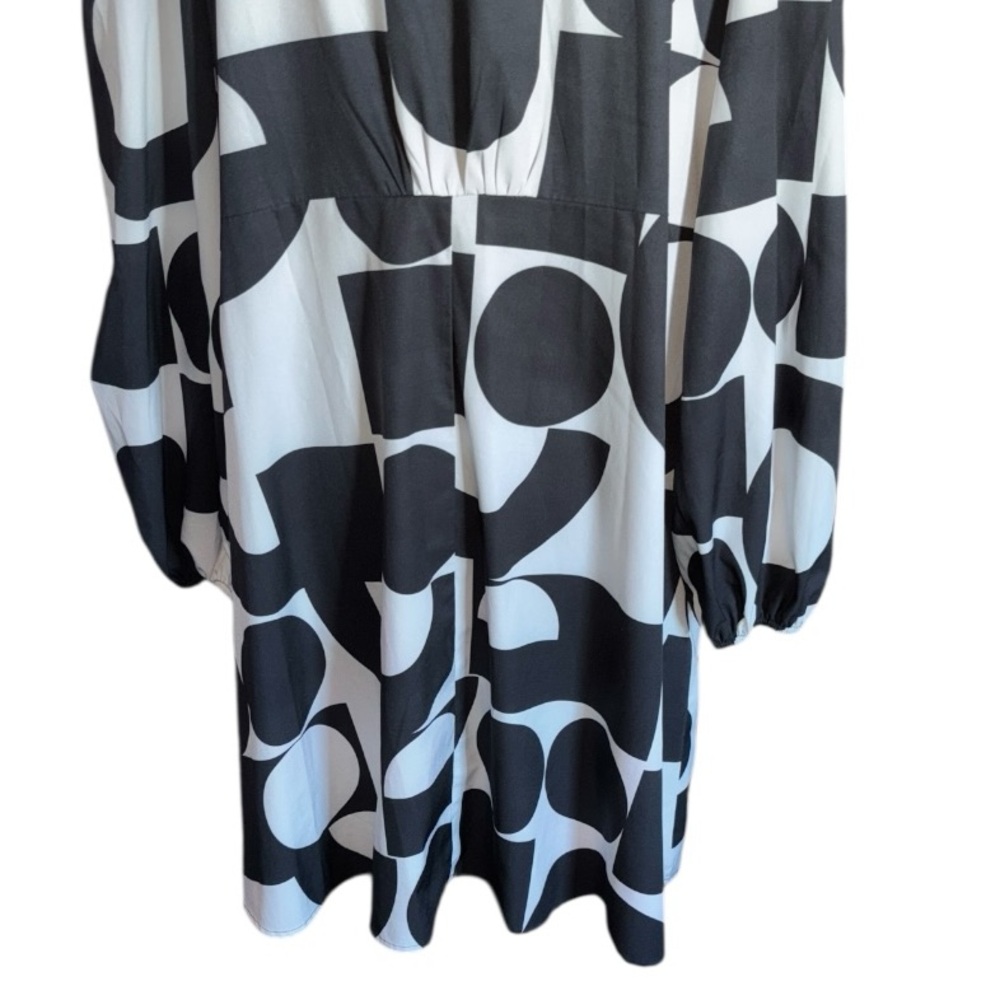 Plunging Neck Lantern Sleeve Graphic Print A-Line Dress, P:25”, L:38.5” - Picture 8 of 13
